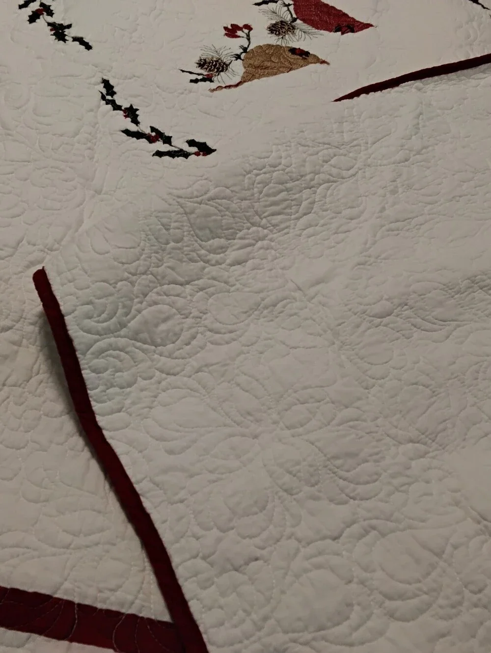Cracker Barrel white quilt